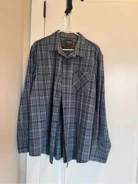Redmond Men’s Blue Plaid Casual Button-Down Shirt